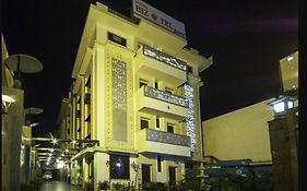 Hotel Bizzotel